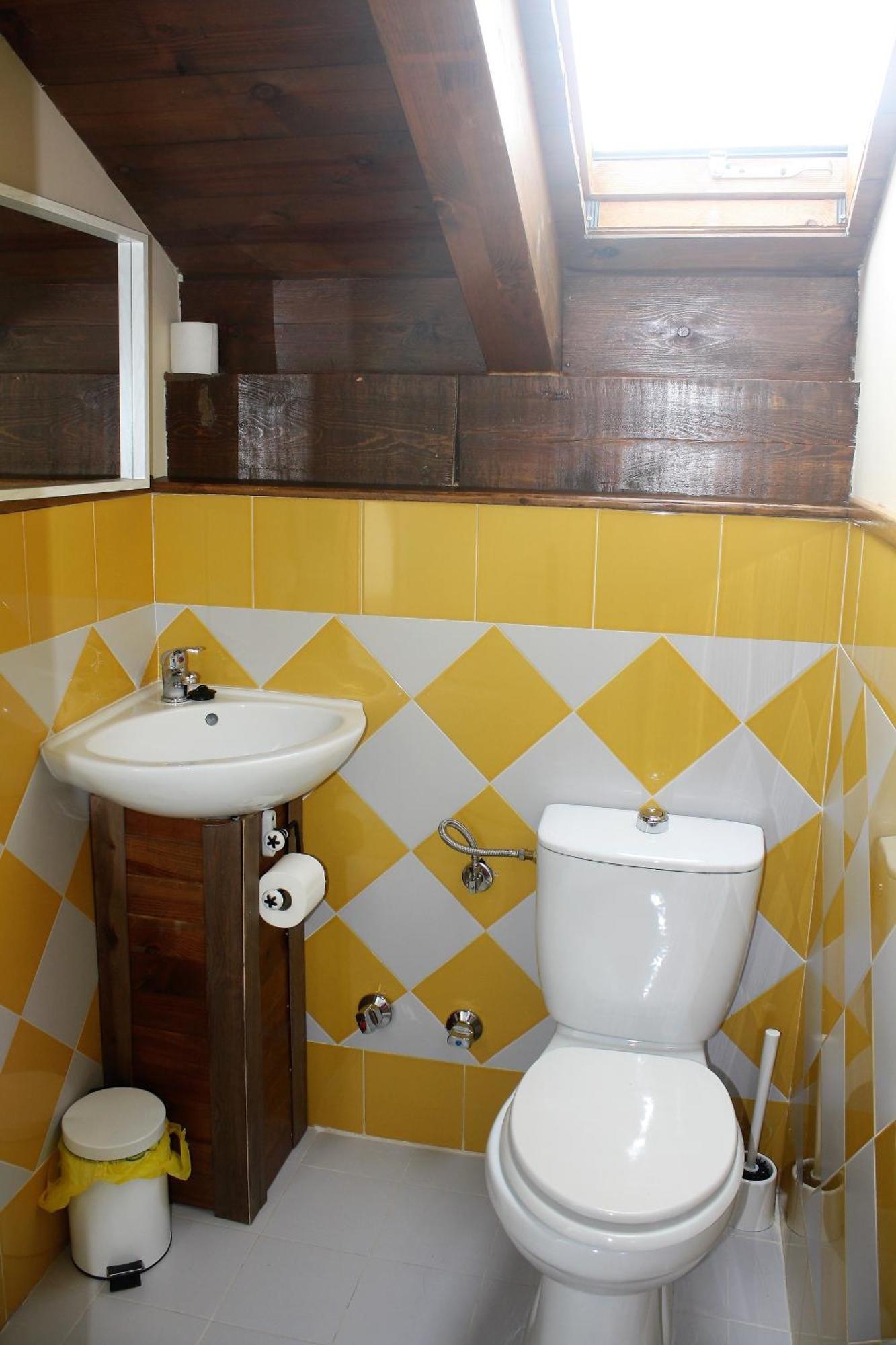 Albergue A'Noguera Castiello de Jaca Exteriér fotografie