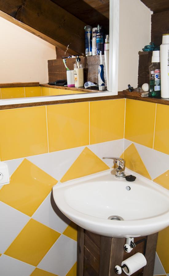 Albergue A'Noguera Castiello de Jaca Pokoj fotografie